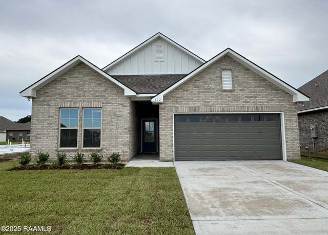 Property at 112 Lotus St, Broussard, LA 70518, 3 beds, 2 baths