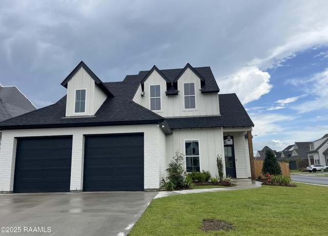 Property at 100 Prague Ave, Youngsville, LA 70592, 4 beds, 3 baths