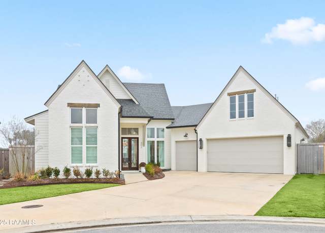 Property at 303 Harvest Creek Ln, Lafayette, LA 70508, 5 beds, 4.5 baths