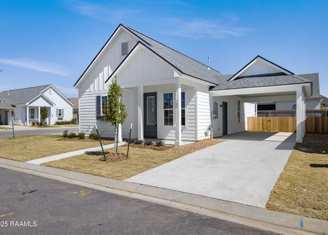 Property at 103 Fleet Way, Broussard, LA 70518, 3 beds, 2 baths