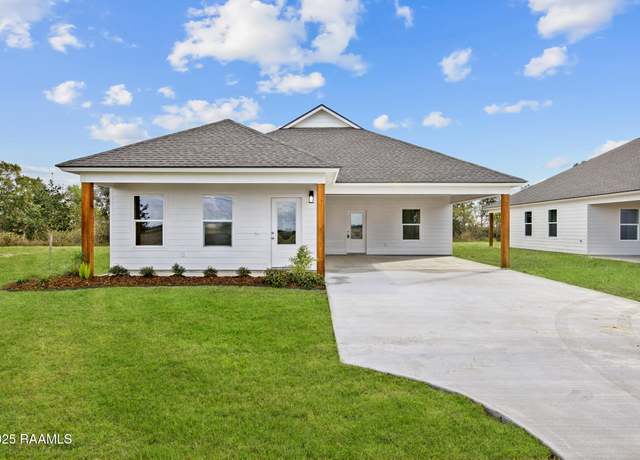 Property at 10339 La Hwy 92, Maurice, LA 70555, 3 beds, 2 baths