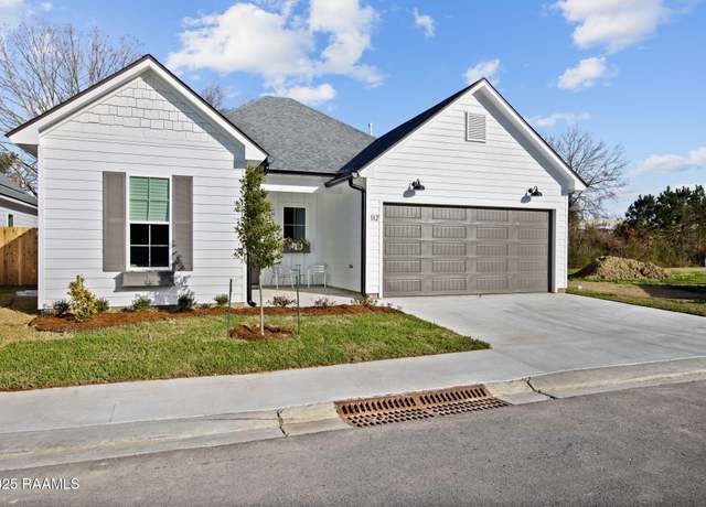 Property at 112 Greenhouse Rd, Youngsville, LA 70592, 3 beds, 2 baths