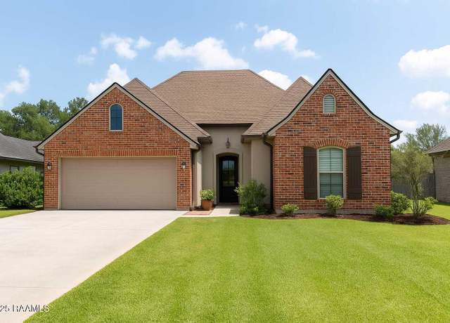 Property at 201 Camus Rd, Lafayette, LA 70503, 3 beds, 2 baths