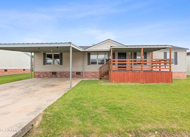 Property at 212 Windcreek Ln, Youngsville, LA 70592, 4 beds, 2 baths