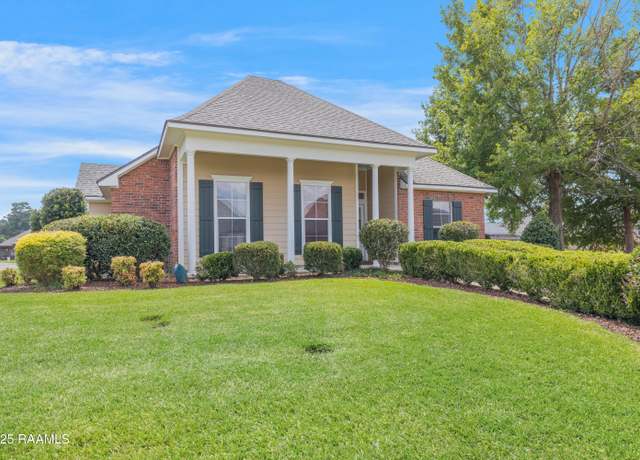 Property at 718 Copper Meadow Blvd, Youngsville, LA 70592, 3 beds, 2 baths