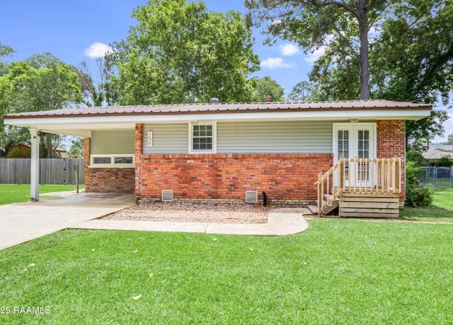 Property at 155 Emerite Dr, Lafayette, LA 70506, 3 beds, 2 baths