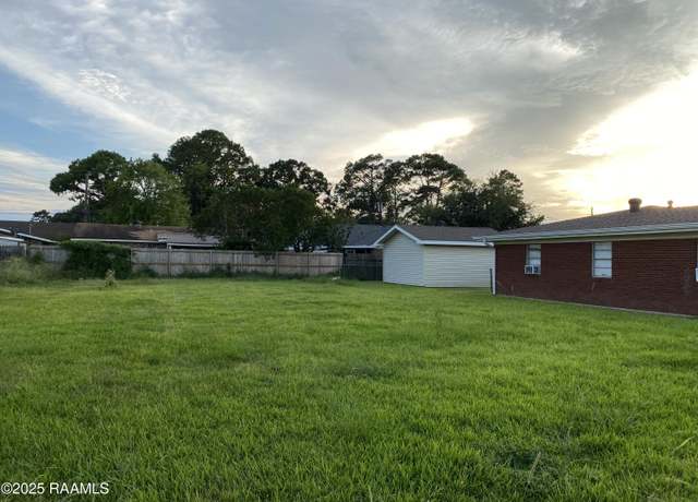 Property at 218 Harrell Dr, Lafayette, LA 70503