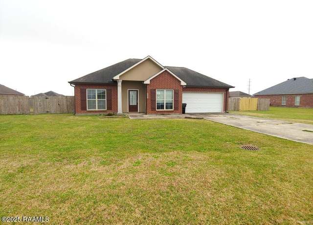 Property at 9409 Gage Rd, Maurice, LA 70555, 3 beds, 2 baths