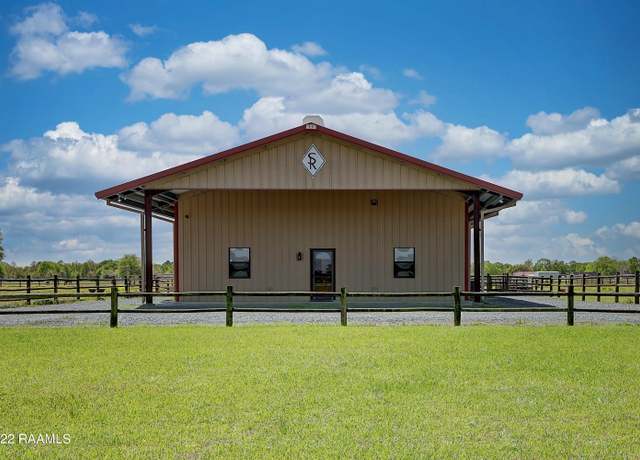 Property at 1238 Montgomery Rd, Opelousas, LA 70570, 1 bed, 1.5 baths
