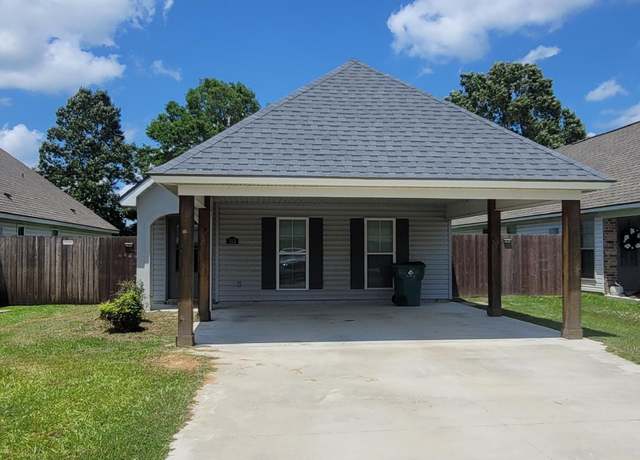 Property at 313 Harvest Ln, Abbeville, LA 70510, 3 beds, 2 baths