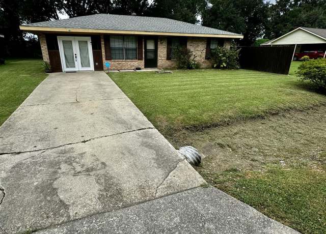 Property at 163 Easy St, Franklin, LA 70538, 3 beds, 1 bath