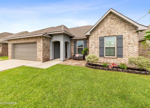 Property at 123 Chloe St, Broussard, LA 70518, 4 beds, 2 baths