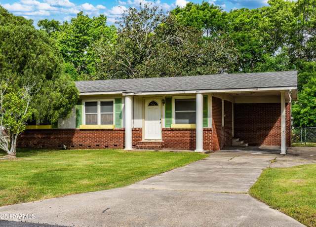 Property at 204 Eastland Dr, Lafayette, LA 70503, 3 beds, 1 bath