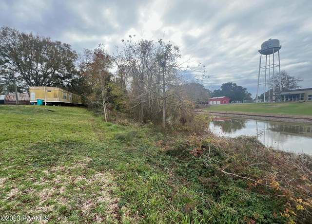 Property at 129 W Bagstill St, Arnaudville, LA 70512