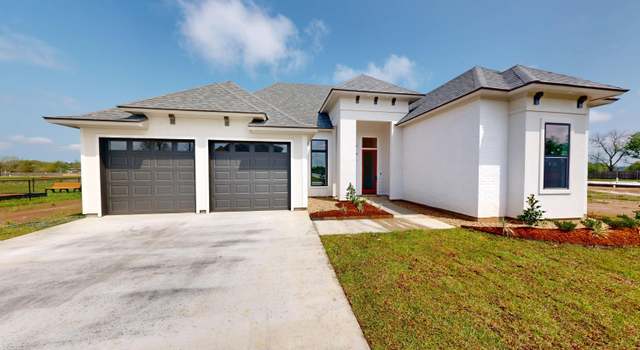 Photo of 407 Whispering Meadows Rd, Broussard, LA 70518