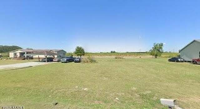 Photo of 1024 Carolyn Rose Dr, Breaux Bridge, LA 70517
