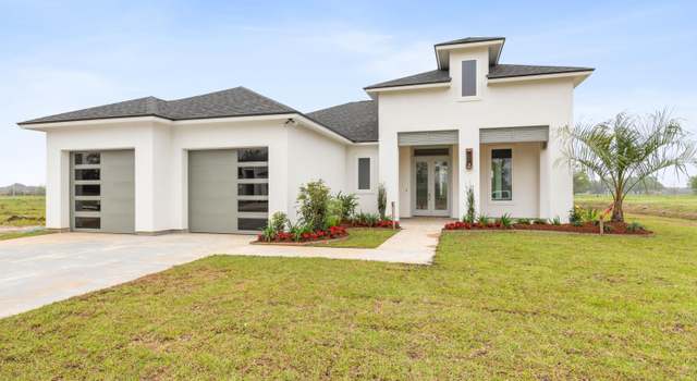 Photo of 104 Cypress Lake Dr, Youngsville, LA 70592