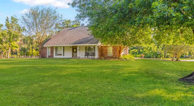 Photo of 1073 Attakapas Rd, Saint Martinville, LA 70582