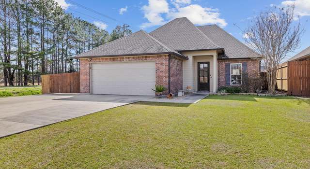 Photo of 1001 Renella Simon Dr, Breaux Bridge, LA 70517