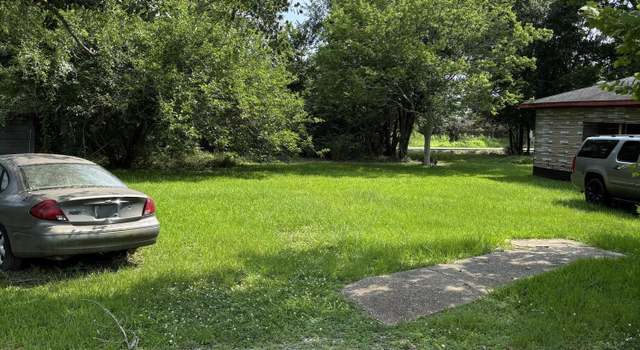 Photo of 1110 W Peach St, Ville Platte, LA 70586