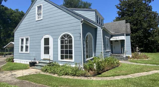 Photo of 112 W Magnolia St, Ville Platte, LA 70586