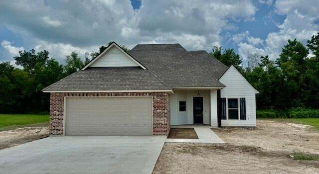 Photo of 1003 Elizabeth Ln, Breaux Bridge, LA 70517