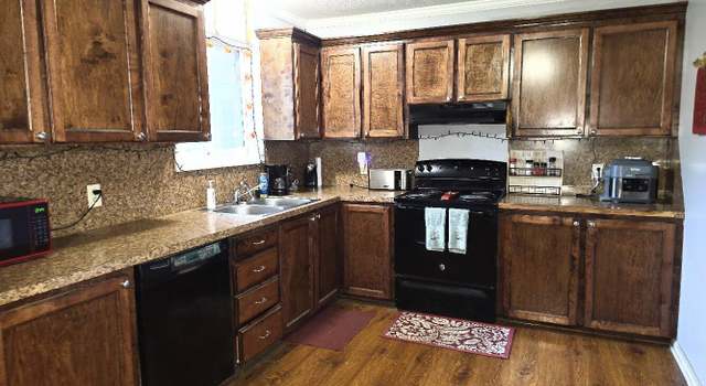 Photo of 121 Tournoi Dr, Ville Platte, LA 70586