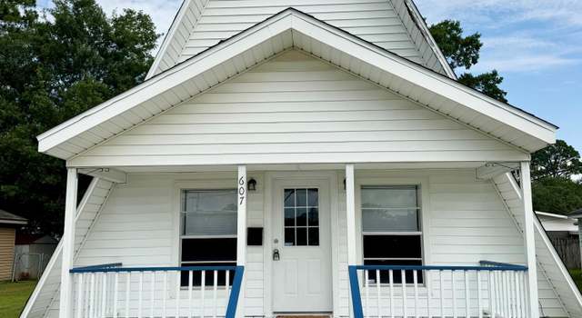 Photo of 607 Ernest St, New Iberia, LA 70563