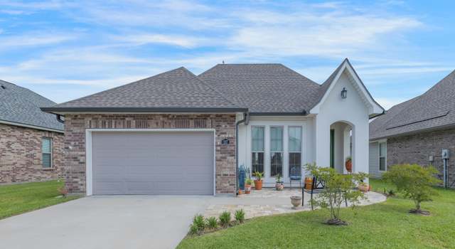 Photo of 207 Tennyson Dr, Broussard, LA 70518