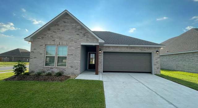 Photo of 301 Hidden Meadows Dr, Lafayette, LA 70506