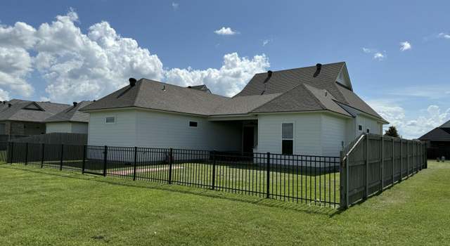 Photo of 416 Last Quarter Dr, Youngsville, LA 70592