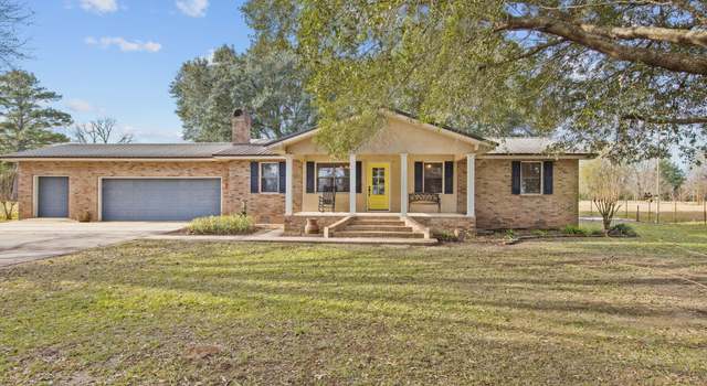 Photo of 209 Courvelle Rd, Bunkie, LA 71322