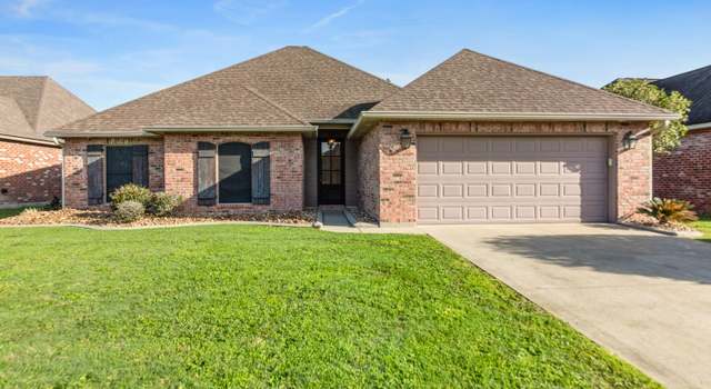 Photo of 406 Beacon Dr, Youngsville, LA 70592