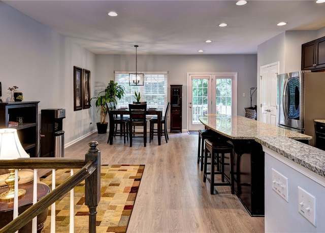Property at 125 Parkway Ct, Williamsburg, VA 23185, 3 beds, 2.5 baths
