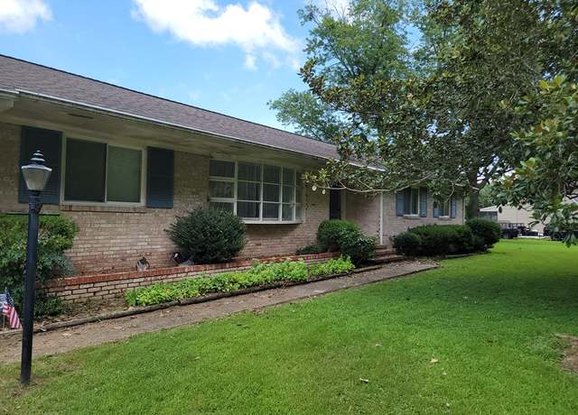 Property at 8241 Virginia Ave, West Point, VA 20108, 3 beds, 3 baths