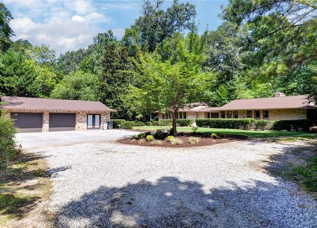 Property at 107 Meadow Rue Ct, Williamsburg, VA 23185, 3 beds, 3.5 baths