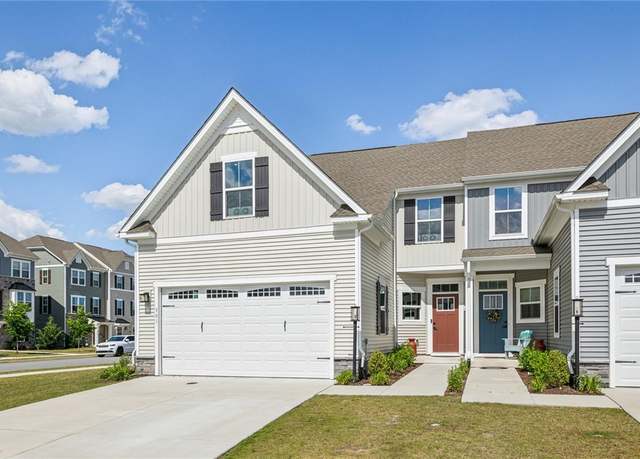 Property at 301 Sycamore Walk, Smithfield, VA 23430, 3 beds, 2.5 baths
