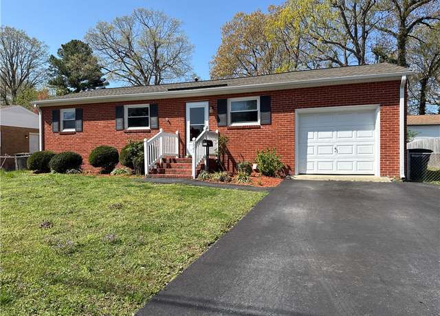 Property at 621 Nottingham Dr, Hampton, VA 23669, 3 beds, 1 bath