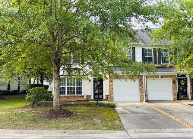 Property at 311 Daniels Dr, Yorktown, VA 23690, 3 beds, 2.5 baths