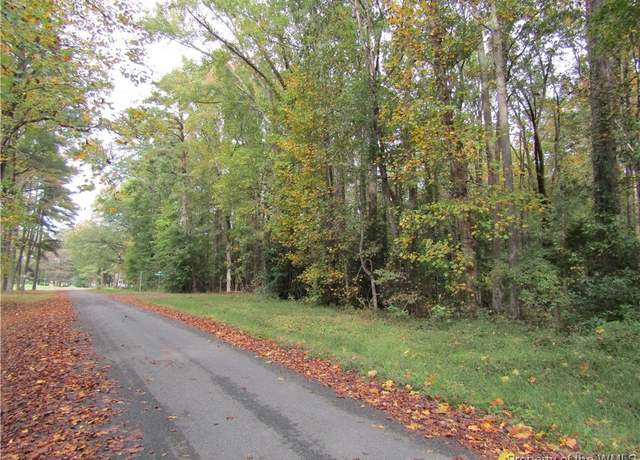 Property at 0.33 AC Powhatan Rd, Kilmarnock, VA 22482