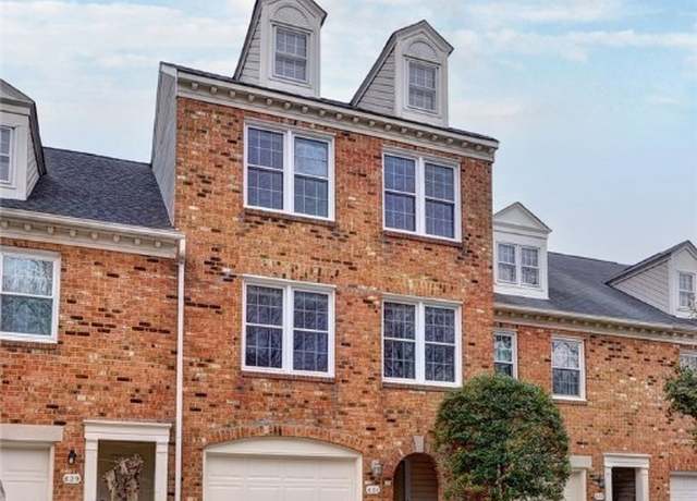 Property at 631 Todd Trl, Newport News, VA 23602, 3 beds, 2.5 baths