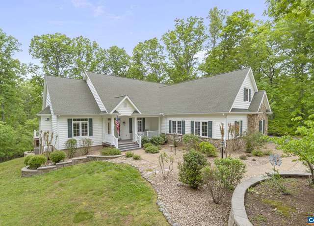 Property at 143 Chapel Ct, Palmyra, VA 22963, 5 beds, 3.5 baths