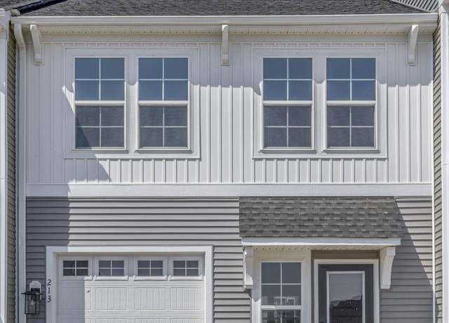 Property at 213 Sunbird Ln, Waynesboro, VA 22980, 3 beds, 2.5 baths