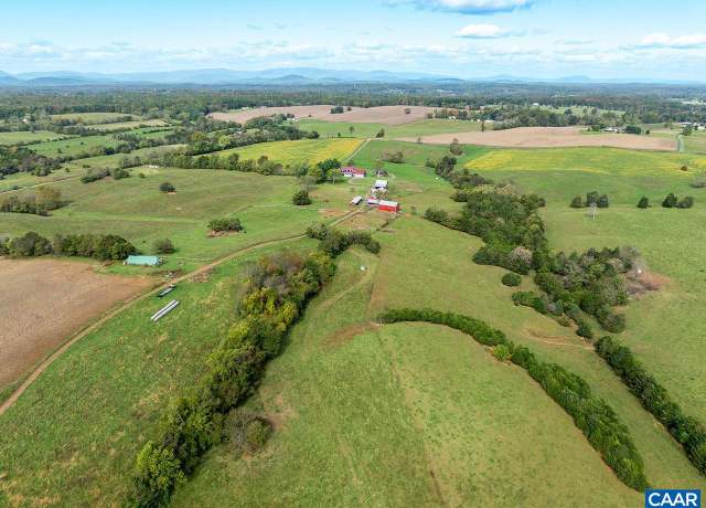 Property at 9534 Spring Hill Ln, Rixeyville, VA 22737, 3 beds, 2 baths