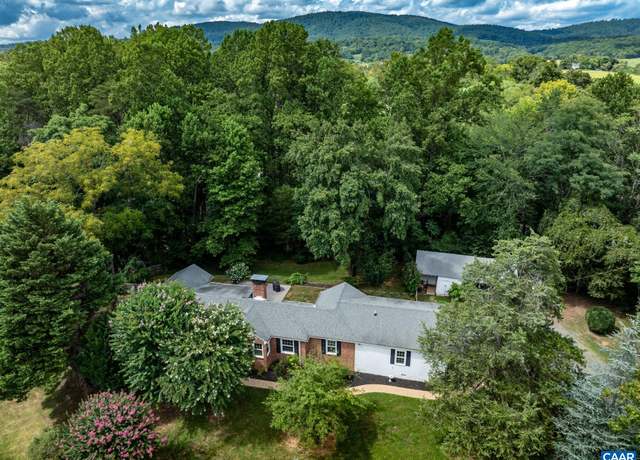 Property at 3304 Keswick Rd, Keswick, VA 22947, 3 beds, 2 baths
