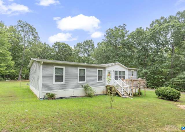 Property at 864 Rock Ln, Scottsville, VA 24590, 3 beds, 2 baths