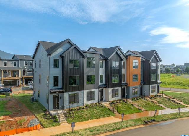 Property at 15B Larkin Ave, Crozet, VA 22932, 2 beds, 2.5 baths