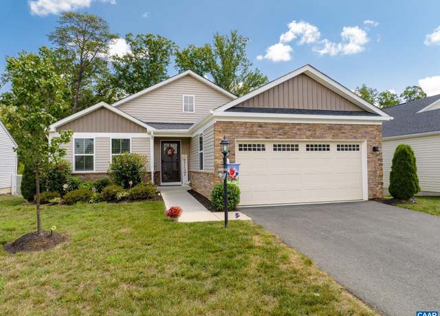 Property at 126 Virginia Ave, Palmyra, VA 22963, 3 beds, 2 baths