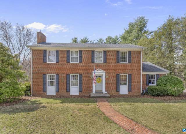 Property at 1400 Chatham Rd, Waynesboro, VA 22980, 4 beds, 2.5 baths