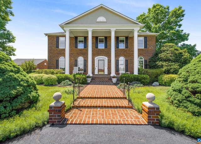Property at 4760 Barn Field Dr, Keswick, VA 22947, 4 beds, 4.5 baths